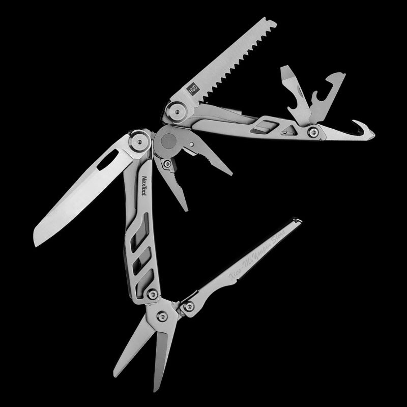 Multifunctional Folding Knife for Outdoors